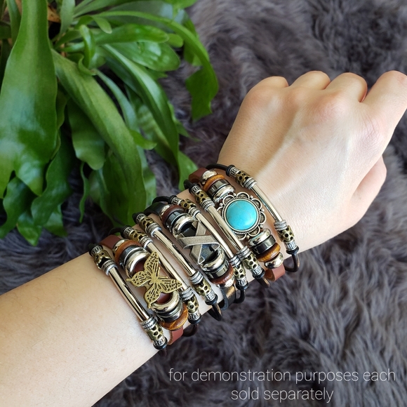 NWT Layered Leather Bracelet Stainless Steel Buckle Boho Bead Butterfly - Picture 2 of 5